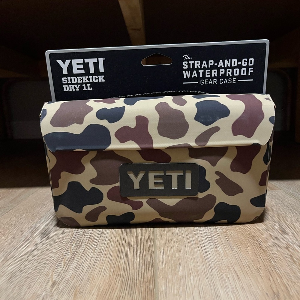 NWT yeti sidekick 1L wetlands camo